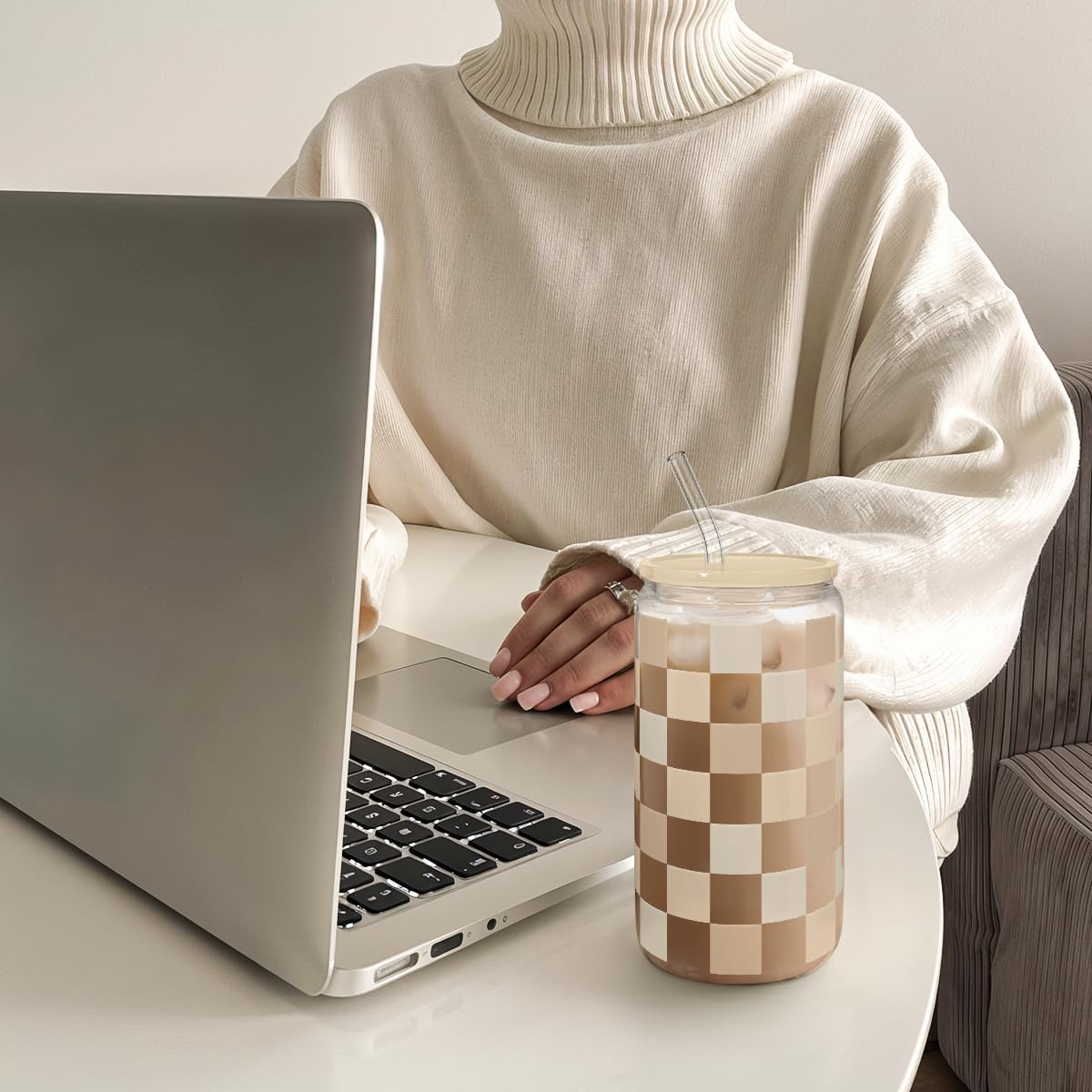 SANDJEST Checkerboard Glass Can, Beige Checker Cup with Lid & Straw, Iced Coffee Aesthetic Cups, Gift for Christmas Birthday Mother Day, Gifts for Women, 16oz
