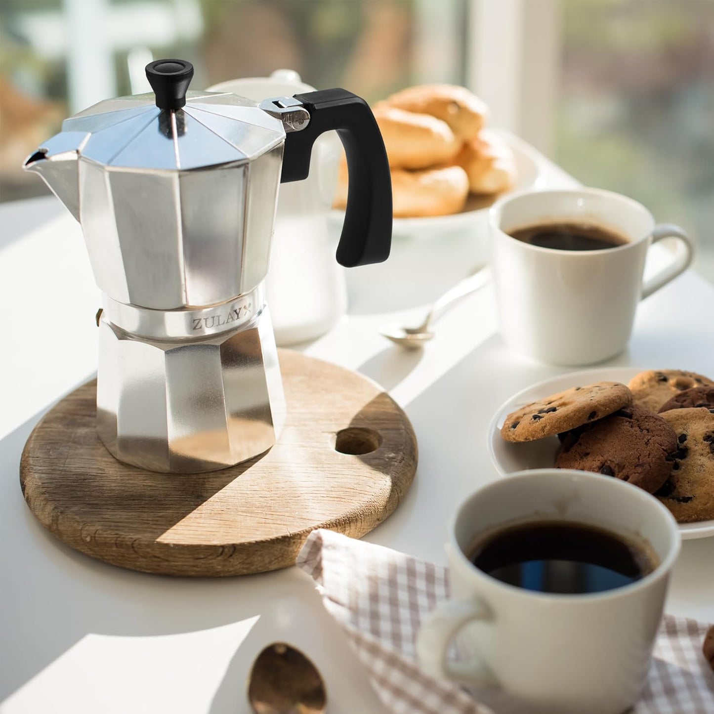 Zulay Moka Pot Espresso Stovetop Coffee Maker - Leak-Proof, aluminum, Easy to Clean, Heat Resistant Handle & Knob - for Authentic Cuban & Italian Style Espresso - Makes 6 Espresso Cups - Silver