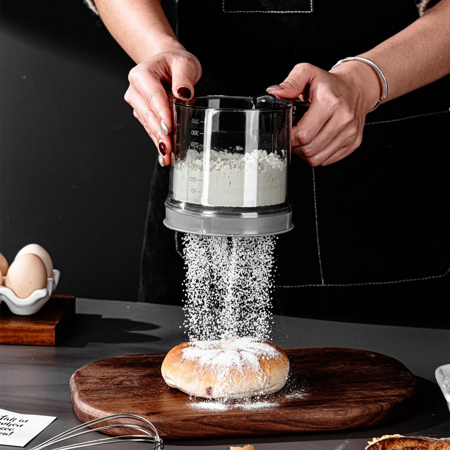 3 Cup Flour Sifter, Sifter for Baking Sifter Handheld Baking Sieve Food-Grade Double-Filter Stainless Steel Flour Sifter Non-Rust Sifter used for Rapid Screening of Flour Apricot Flour Sugar Powder