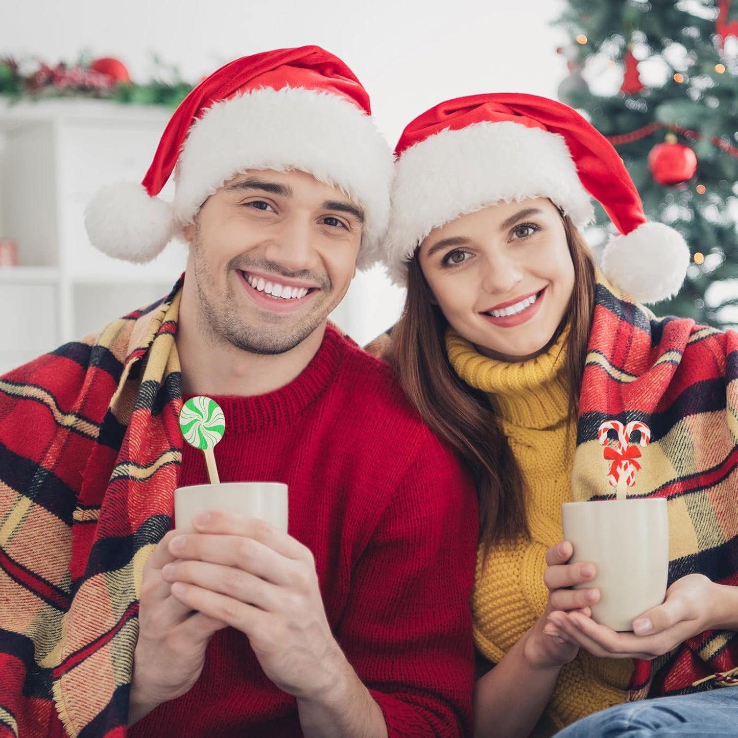 Jinei 120 Pcs Christmas Wooden Coffee Stirrers Wood Cocktail Coffee Stir Sticks Disposable Drink Stirrers for Stirring Hot Chocolate Milkshake Restaurant Home Office (Candy Style)