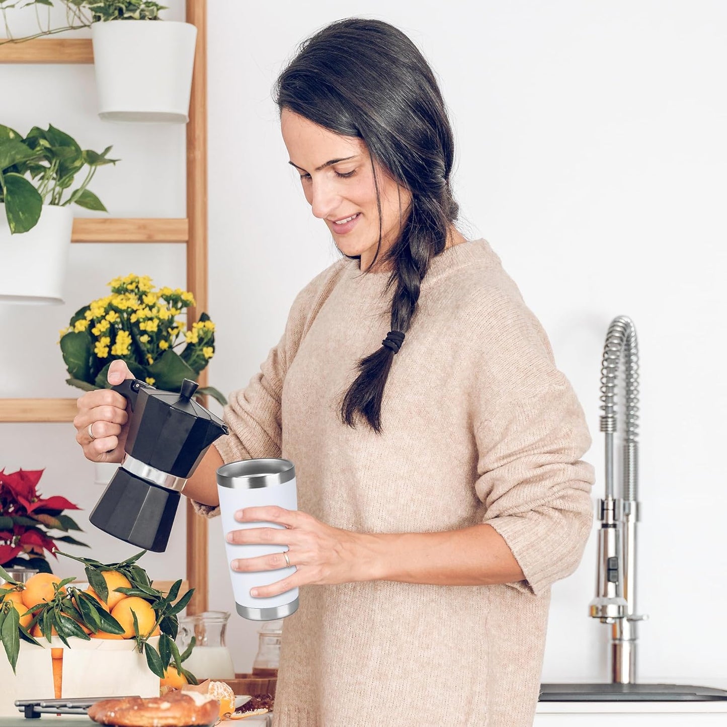 20 oz Tumbler Stainless Steel Tumblers Bulk with Lid Double Wall Insulated Coffee Tumbler Cups for Hot & Cold Drinks Powder Coated Travel Coffee Tumbler Mug Metal (White, 1 pack)