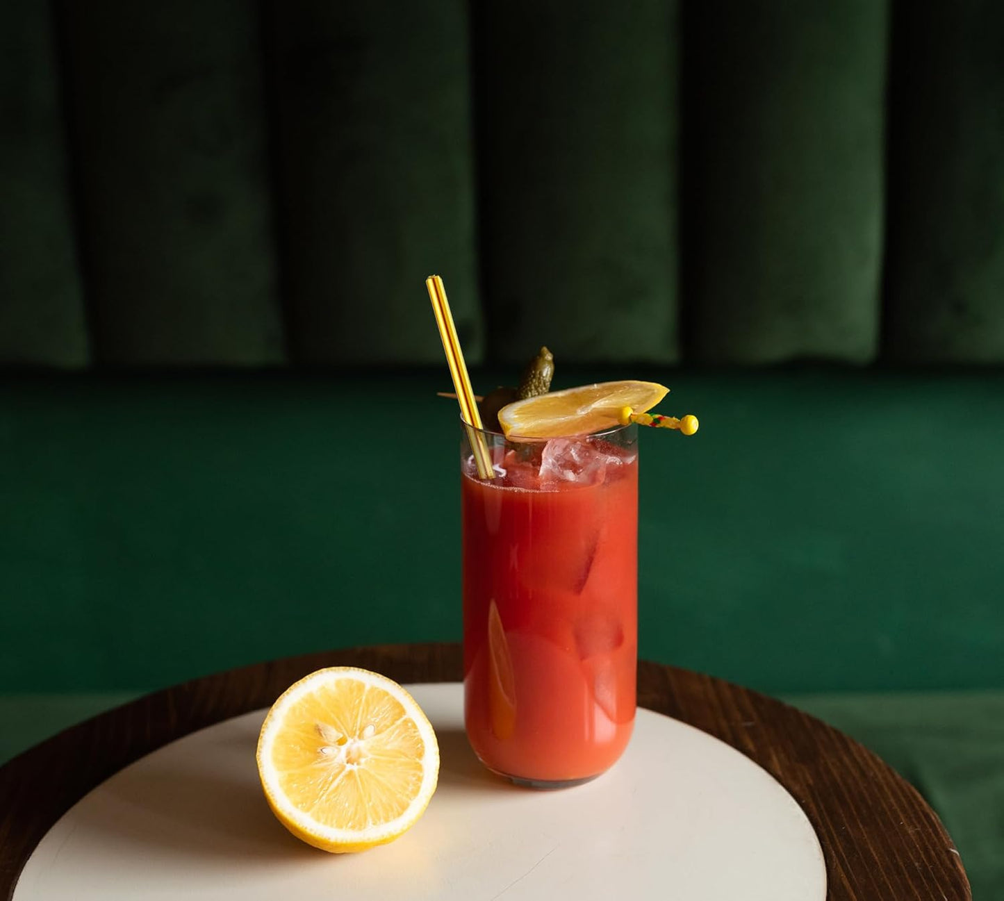 Short Cocktail Straws, Metal Stainless Steel Reusable Small Mini Coffee Stir Drinking Straw for Party Accessories Mason Jar Tumbler Juice Box Tea Coffee Mocktails Mojito Drinks with Brush, Gold 8Pcs