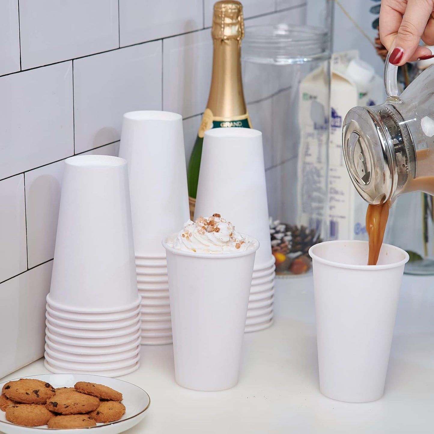 LITOPAK 210 Pack 16 oz Disposable Paper Coffee Cup, Hot/Cold Beverage Drinking Cups for Water, Paper Coffee Cups, White Hot Coffee Cups, Suitable for Party, Picnic, Travel, and Events