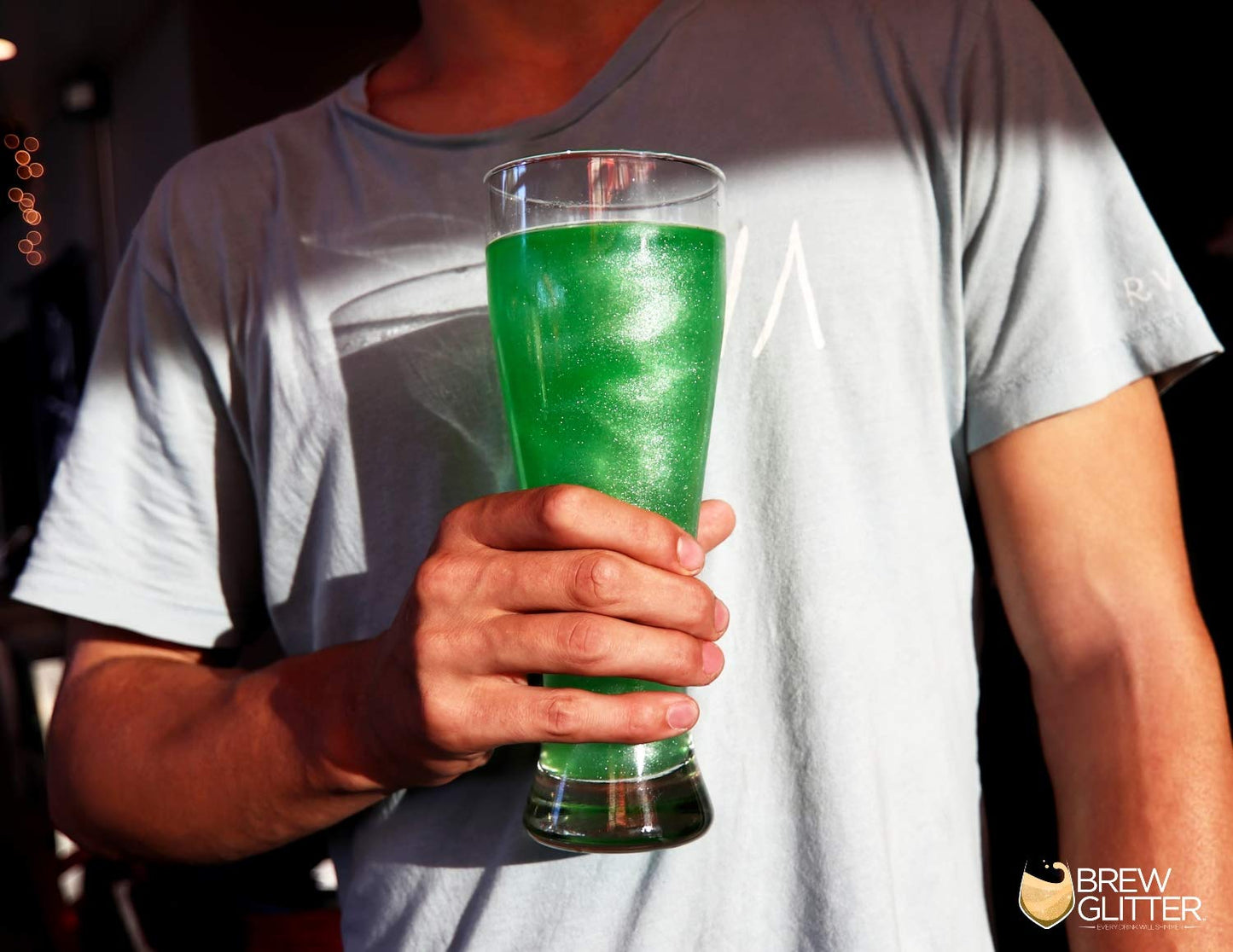 Pink BREW GLITTER Edible Glitter For Drinks, Cocktails, Beer, Garnish Glitter & Beverages | KOSHER & HALAL Certified | 100% Edible & Food Grade | Vegan, Gluten, Nut Free (25g, Pink)