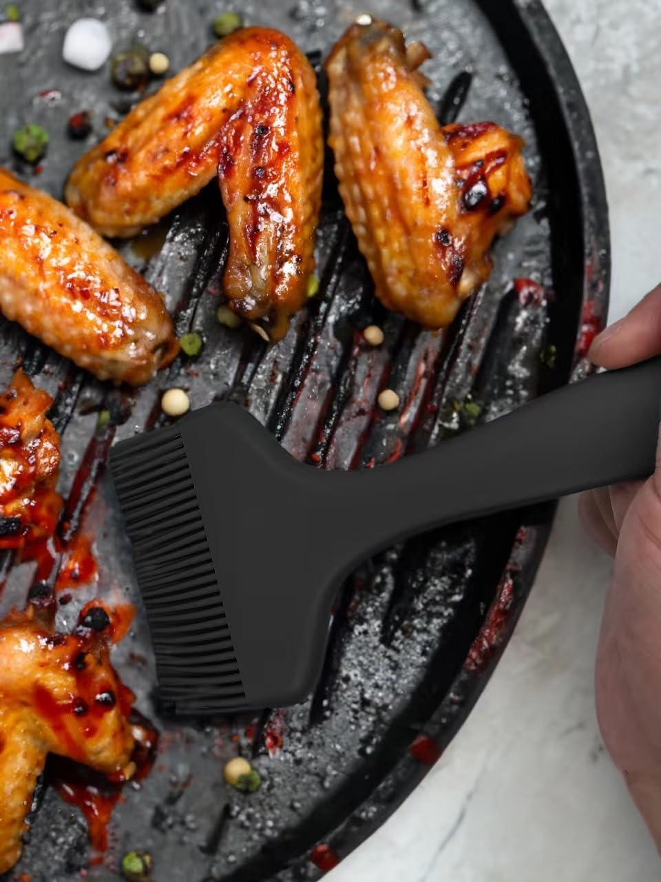 2 Pcs Of Silicone Basting Brushes Heat Resistant Pastry Brush Oil brush BBQ Grill Brush Set One-Piece Design, Suitable For Barbecue Oven Teppanyaki Kitchen Cooking Easy Clean Black