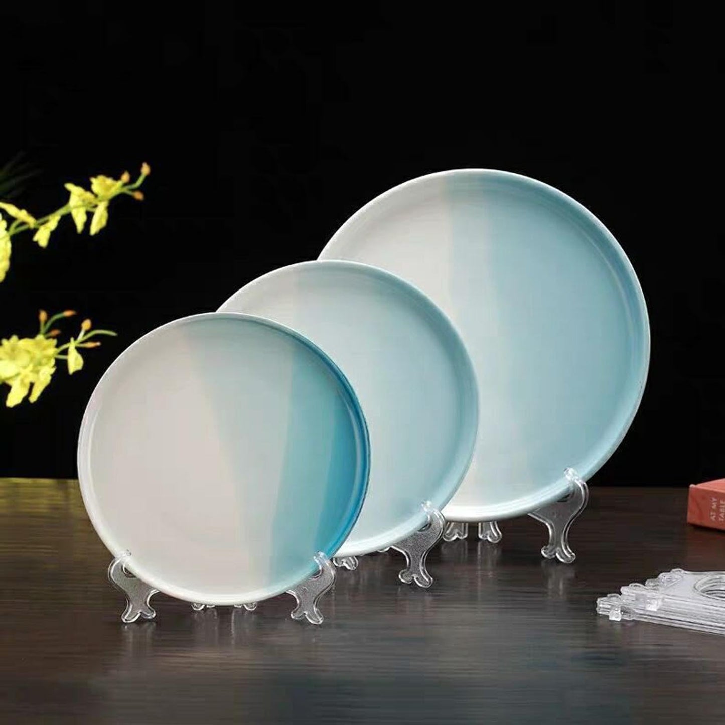 6 Pack 10 Inch Clear Plastic Easels or Stand/Plate Holders to Display Pictures or Other Items at Weddings, Plate Stands for Home Decoration, Birthdays, Tables