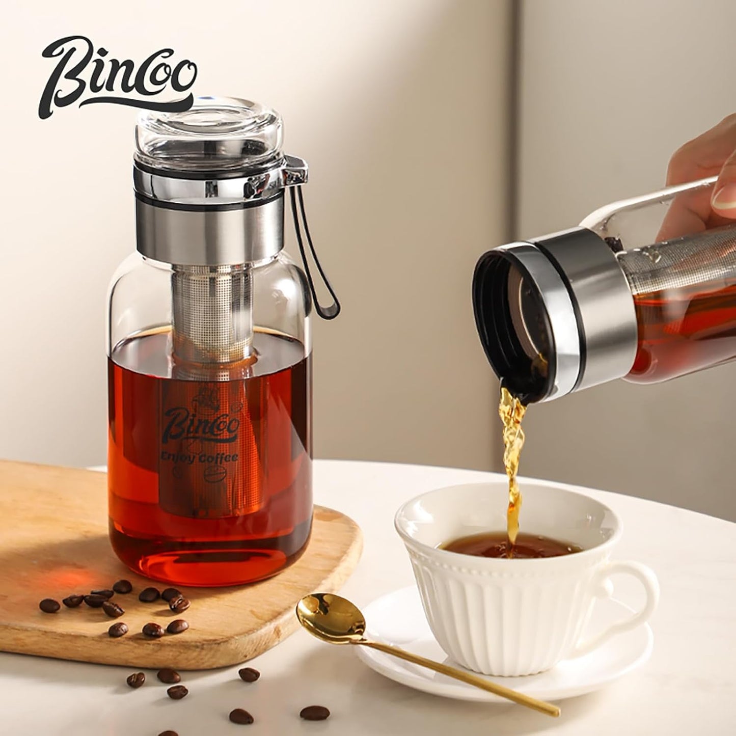 Glass Cold Brew Coffee Maker with Extended Fine Mesh Filter, Tea Infuser Bottle Iced Coffee Maker with Thick Borosilicate Glass (500ml/17oz)