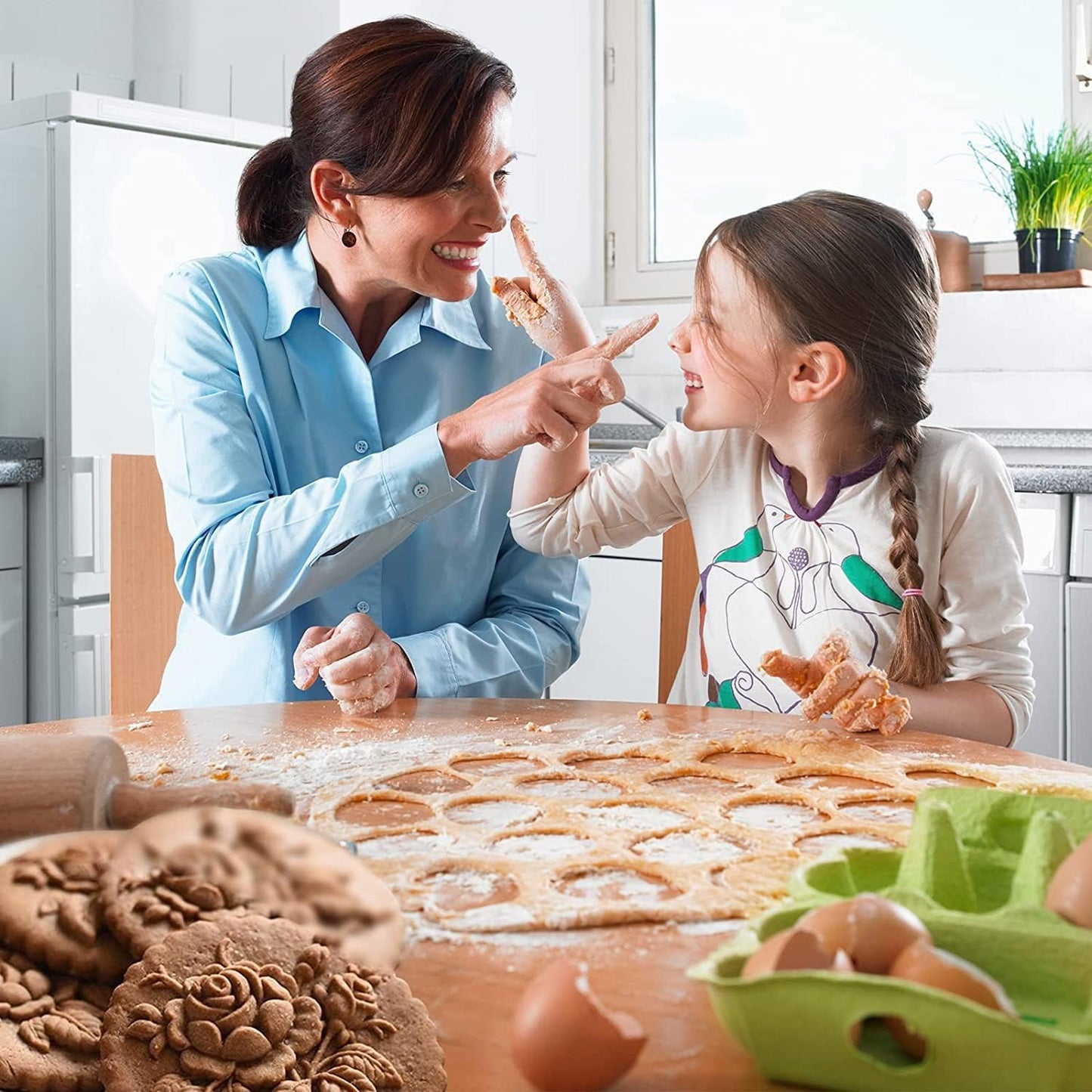 Wooden Cookie Mold - Biscuit Baking Cutter, Carved Embossing Stamp for DIY Shapes, Gingerbread, Pine Cone (Rose)