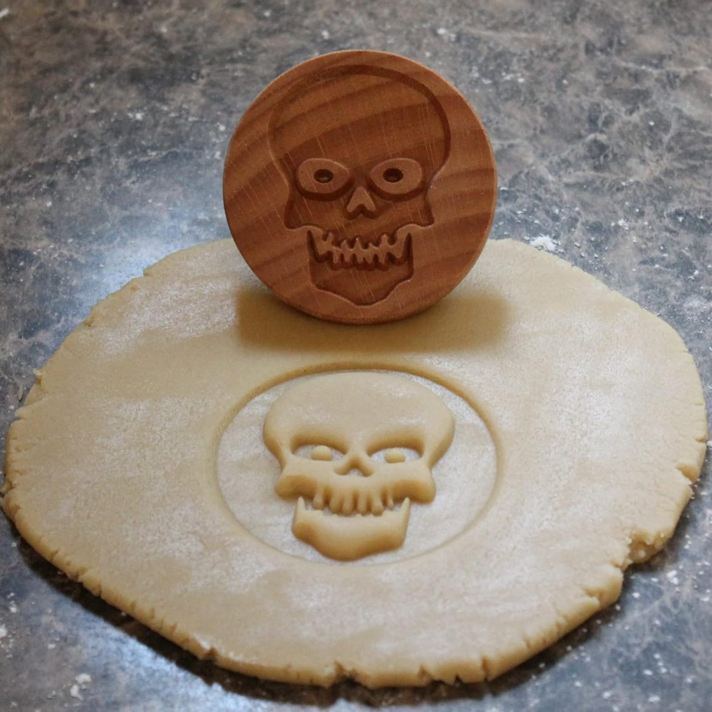 Wood Cookie Stamp, 2.5 Inch (Skull CS-023)