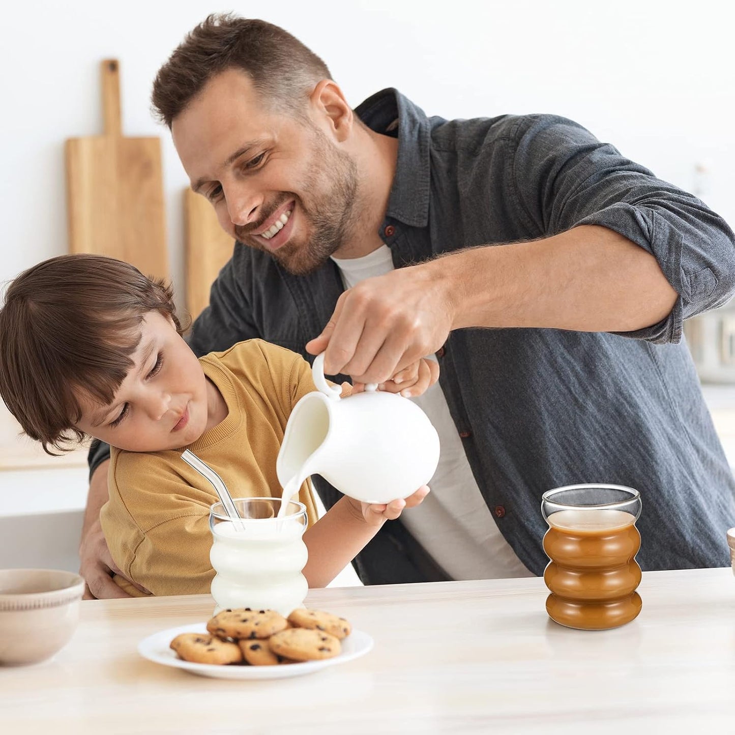 Tessco for you 4 Pcs Creative Glass Cups Vintage Drinking Glasses Ribbed Glassware Aesthetic Cup Entertainment Dinnerware Glassware with Straws Set for Kitchen Coffee Beverage(13.5 oz,Clear)