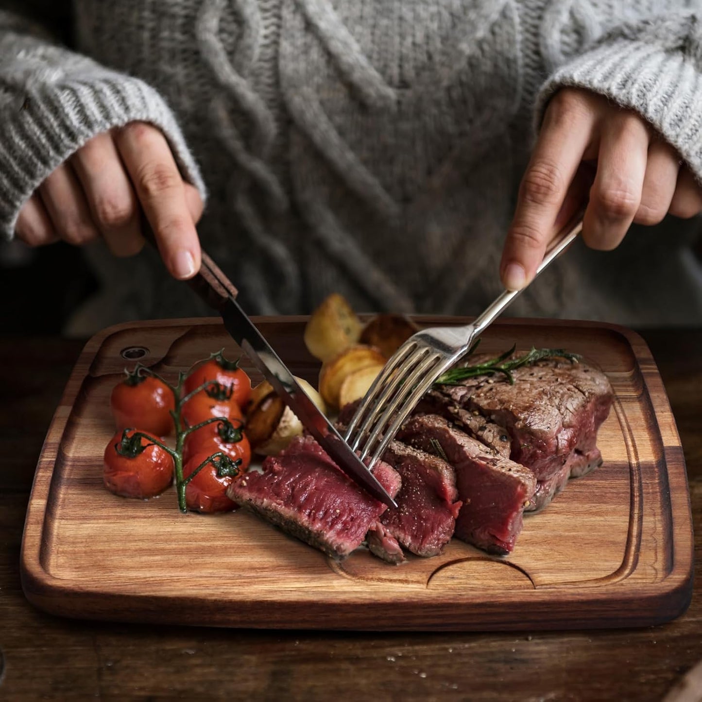 Uiifan 4 Pcs Steak Plates with Juice Channel Wooden Steak Board Set Acacia Cutting Serving Board for Home Serving Eating Meat Dishes Snack Dessert, 13 x 11 x 0.6 Inch