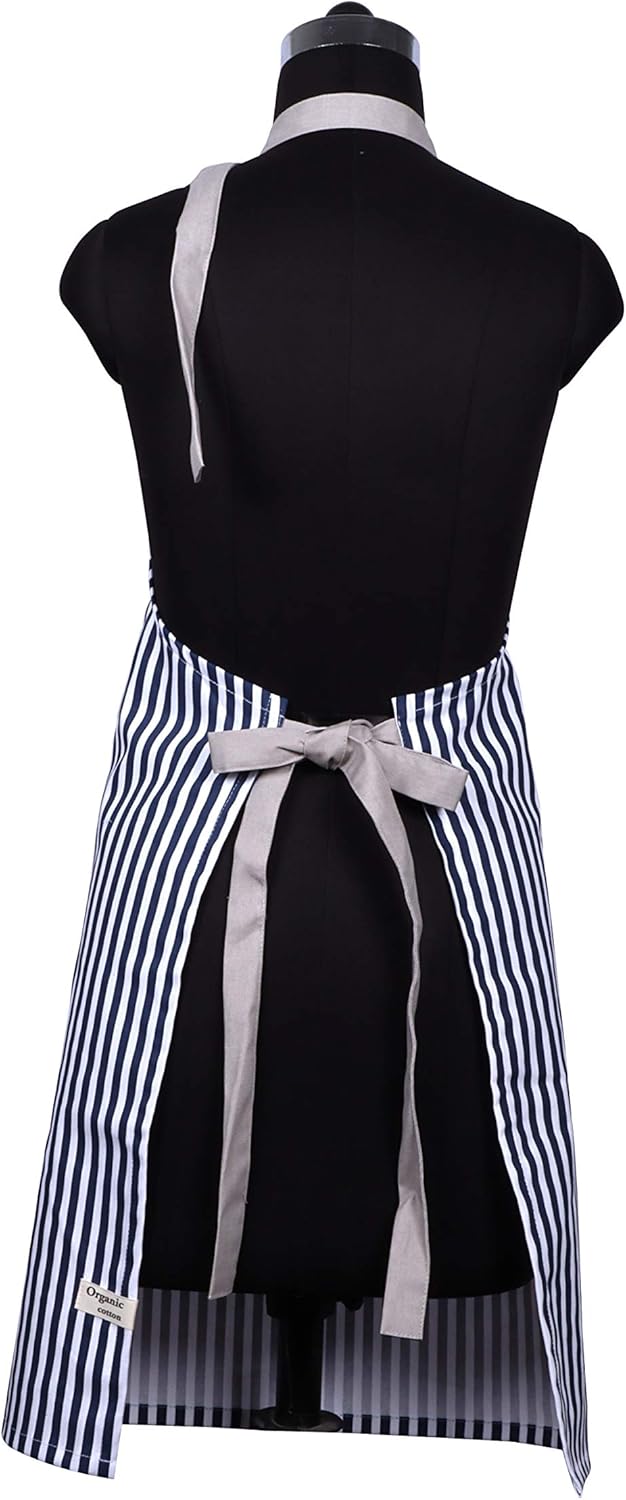 AMOUR INFINI Cotton Aprons for Women with Pockets Adjustable Strap and Waist Ties Washable Printed Aprons for Baking, Cooking, Gardening (27.5 x 33 Inches - Blue)