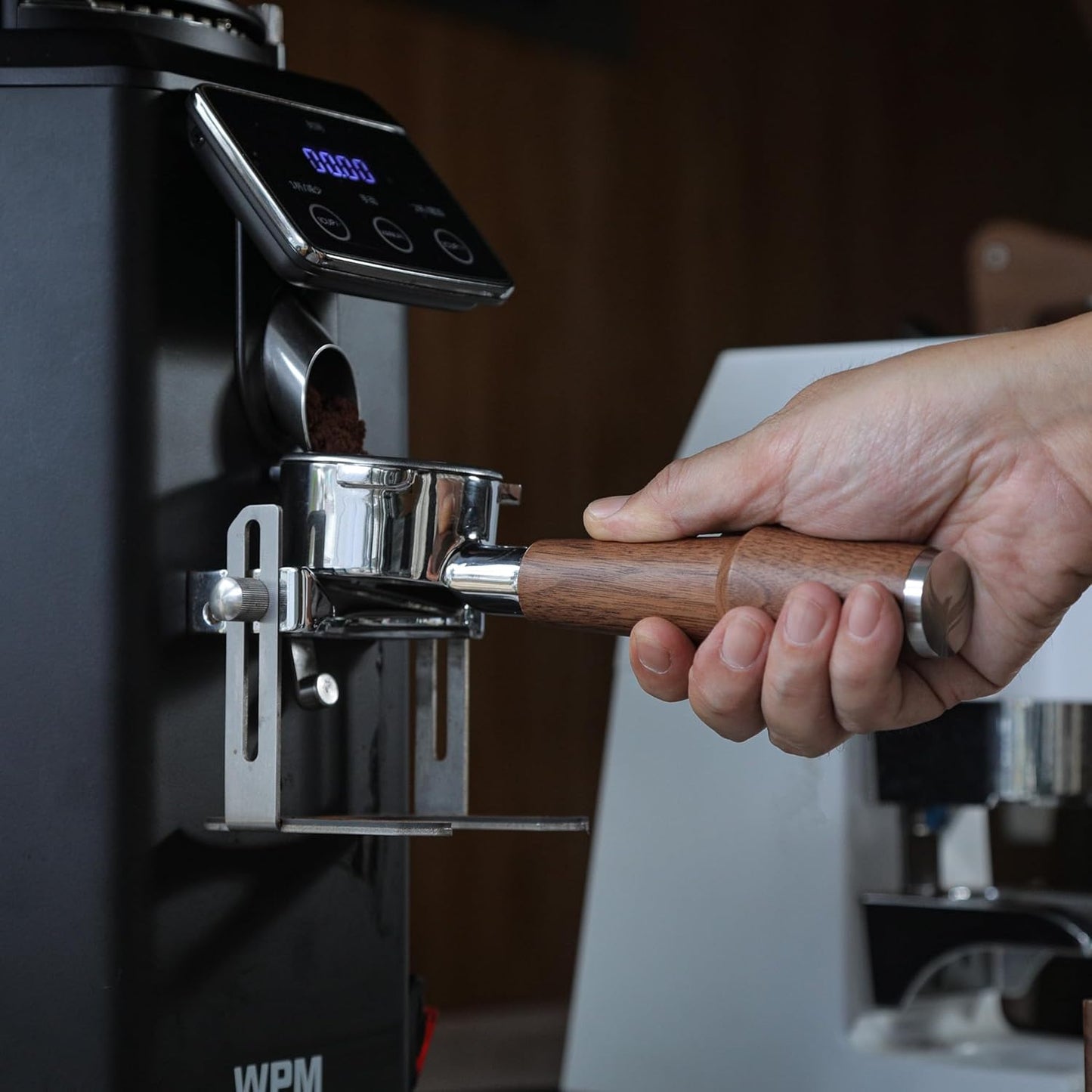 58mm Bottomless Portafilter Compatible with Breville Dual Boiler, Oracle, Oracle Jet Espresso Machines Walnut Handle 2 Ears 18-21g Double Shot Filter Basket Included