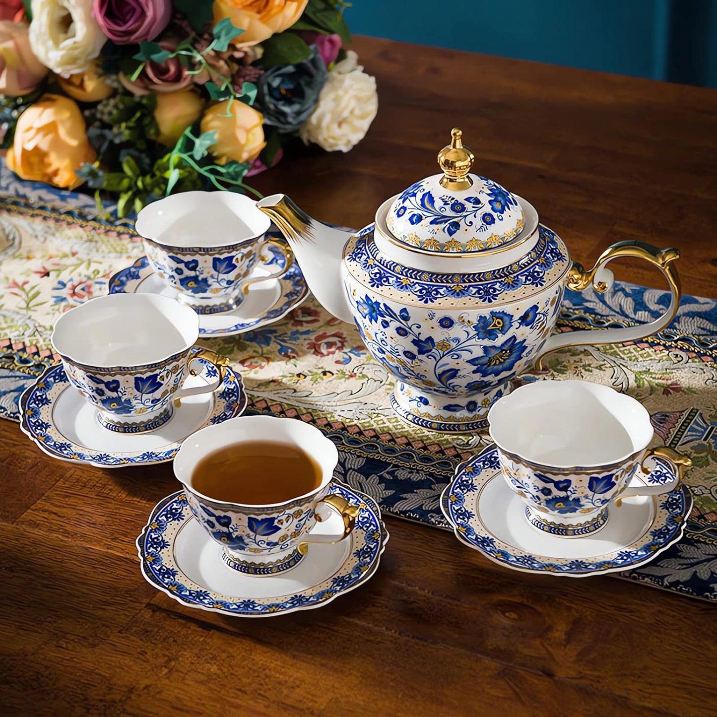 ACMLIFE Bone China Tea Set for Adults, Blue and White Tea Set for 4, Porcelain Vintage Floral China Sets for Women Party with Teapot or Gift Giving (Blue and White)