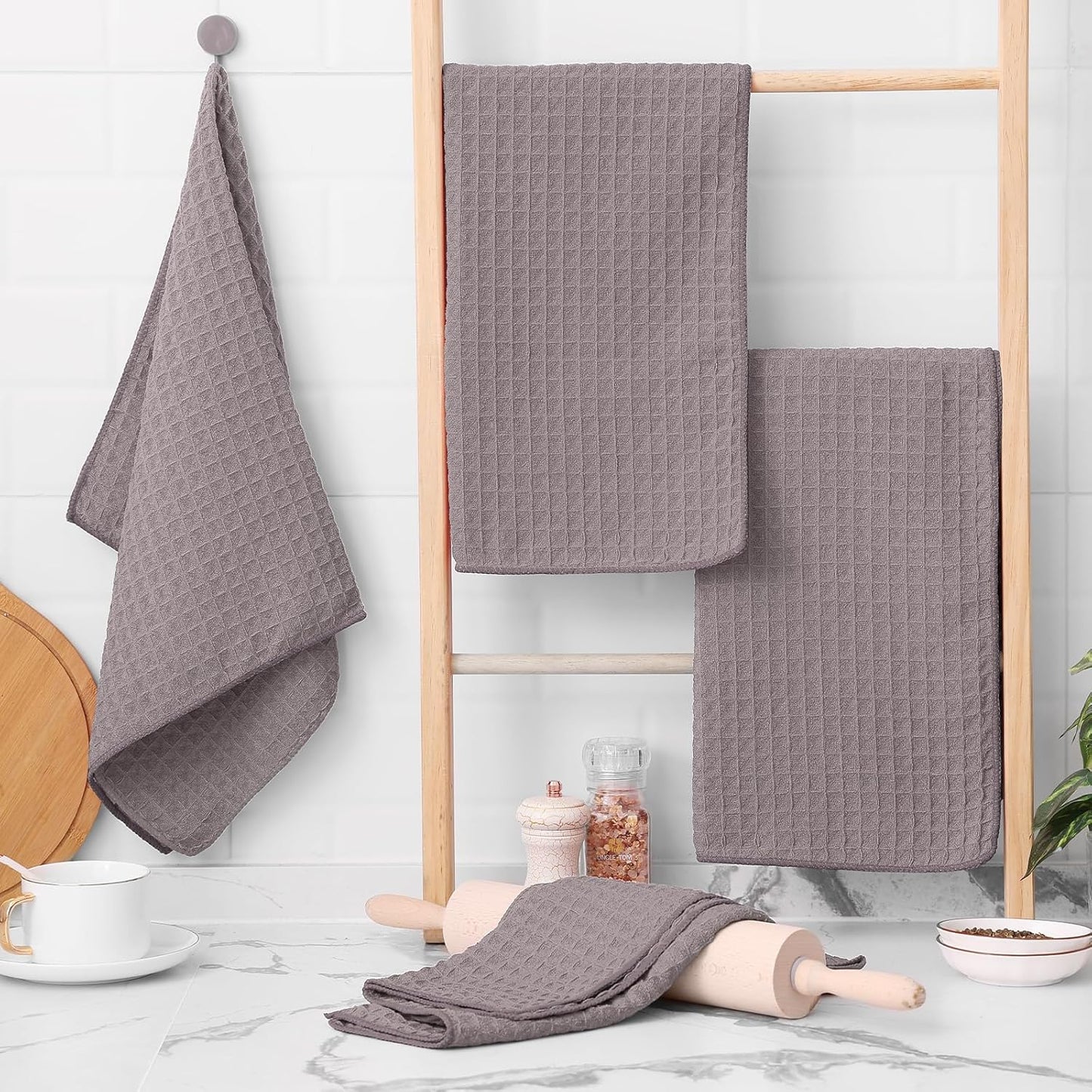 Homaxy Microfiber Waffle Weave Kitchen Towels, 16 x 28 Inch Ultra Absorbent and Solid Color Dish Towels, 4 Pack, Coffce