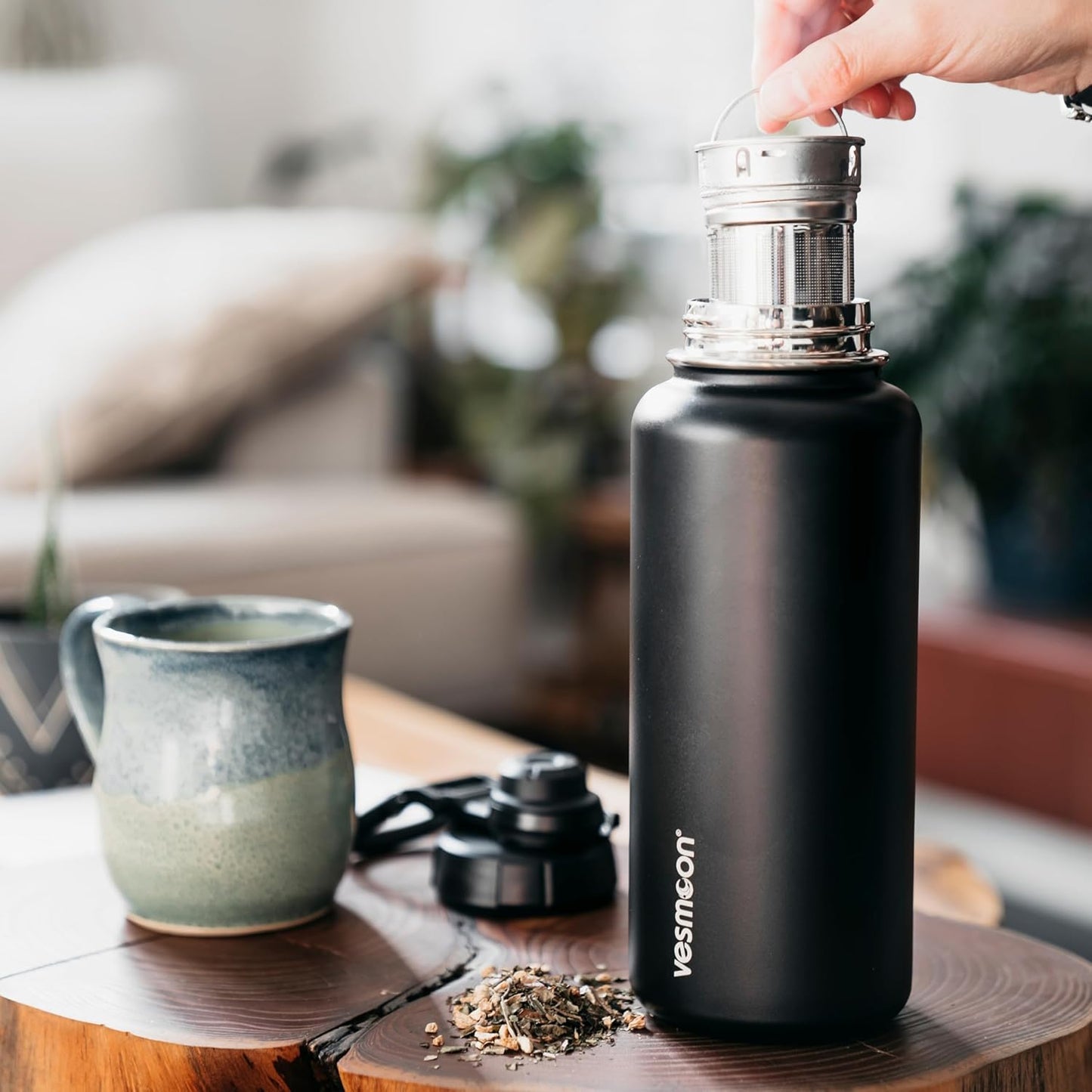 Vessence Stainless Steel Infuser - Extra Long Fine Mesh Filter for Loose Leaf Tea, Fruits or Ice | Compatible with Vessence Water Bottles