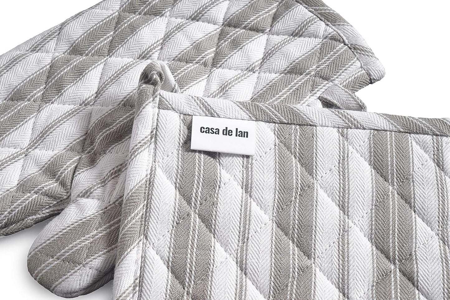 Oven Mitts & Potholder Set - Durable Heat Resistant Gloves - Thick Mittens for Kitchen - Suitable for Cooking, Baking, Grilling – BBQ - 2 Oven Mitts & 2 Potholders – Light Grey Stripes - Casa De Lan