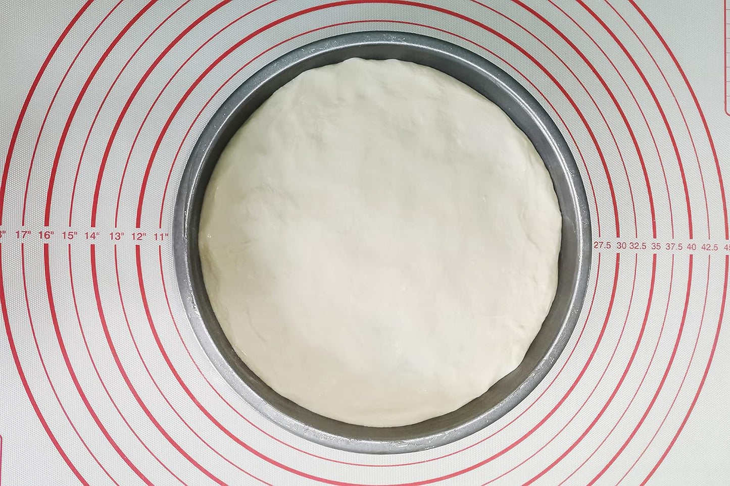 Yansumi Silicone Pastry Mat Extra Large Non-Slip Mat for Rolling Dough Pie Crust and Baking Non-Stick with Measurements (24x16, Red)