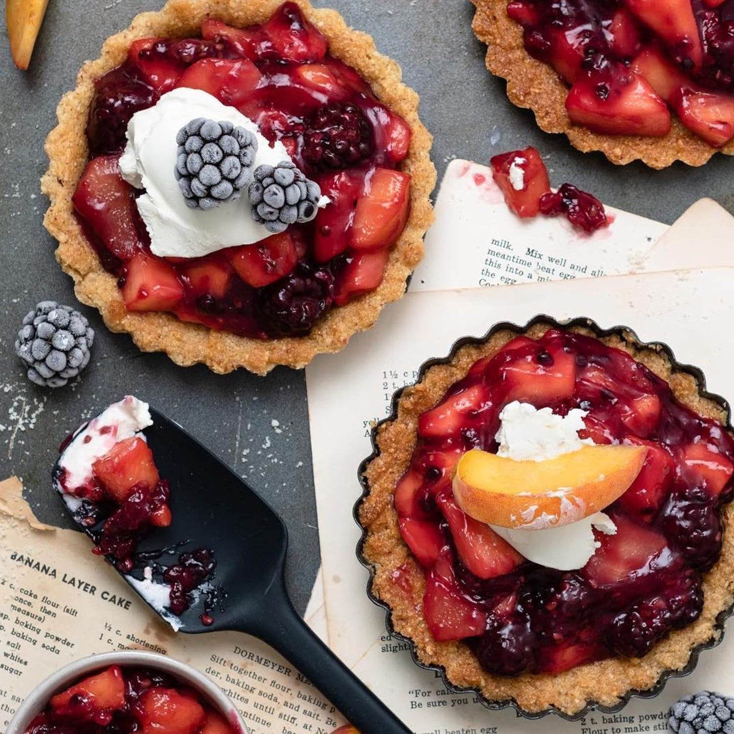 GIR: Get It Right Seamless Silicone Spoonula Spatula - 8-Inch Mini Red - Heat-Resistant up to 425°F - Flexible Edge Scraper for Jars & Bowls - Dishwasher Safe - Silicone Spatula for Cooking